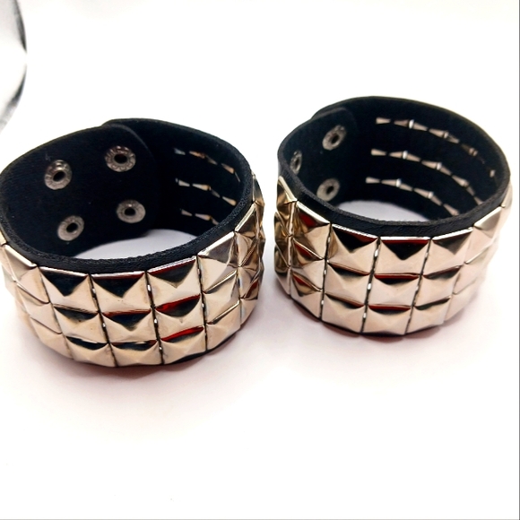 Goth Triple Row Studded vegan Leather Bracelet Unisex -Black-Lot Of 2 New - Picture 2 of 11